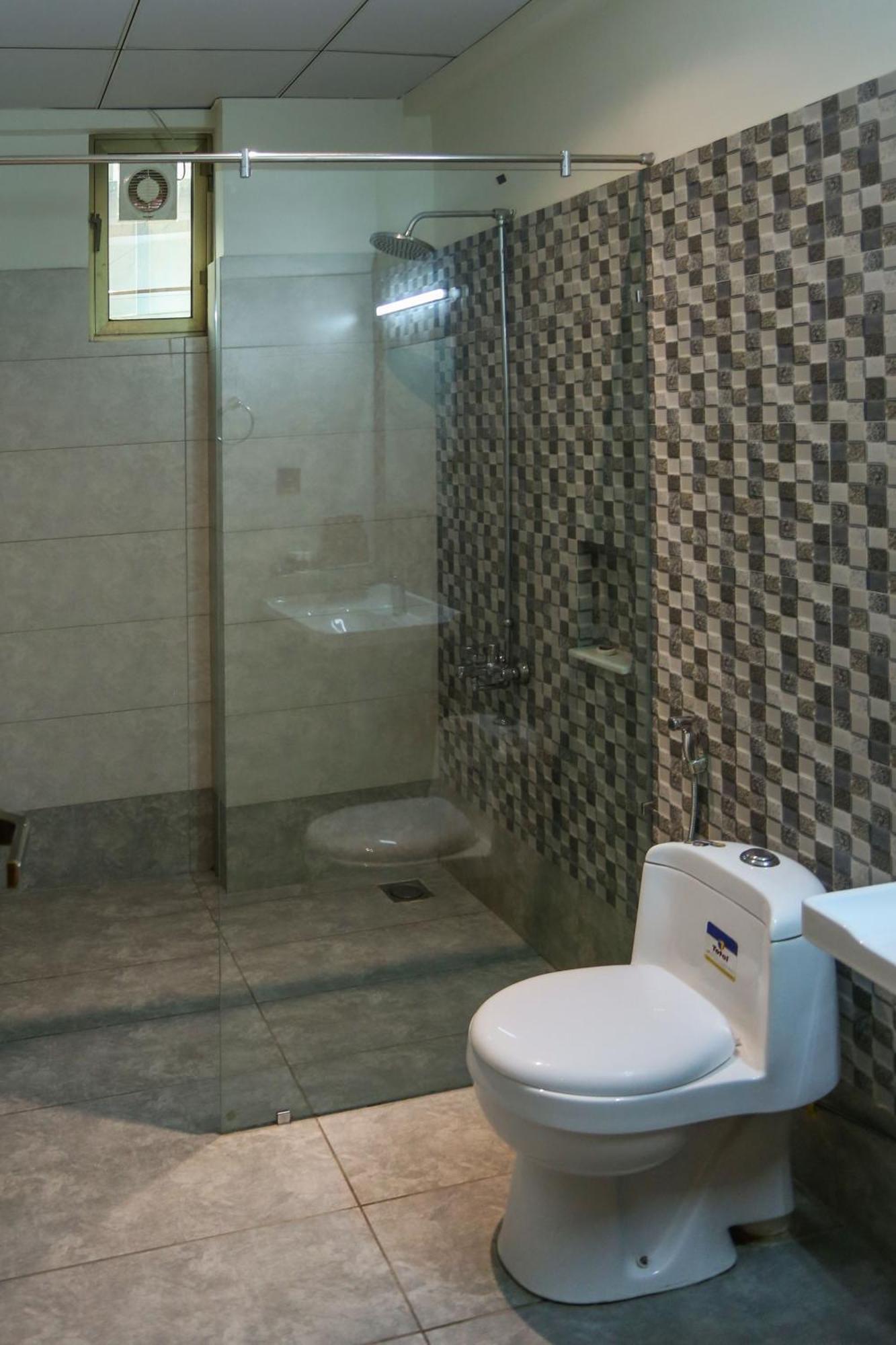 Hotel Pearl Inn Karachi Buitenkant foto